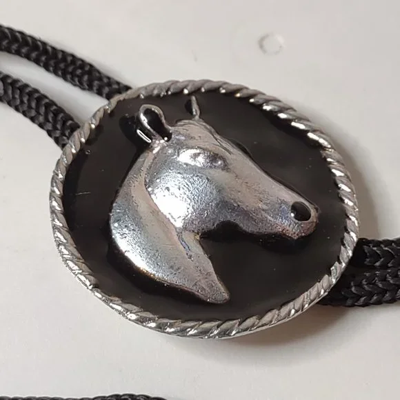 Black And Silver Tone Horse Head Bolo Tie - Picture 8 of 11